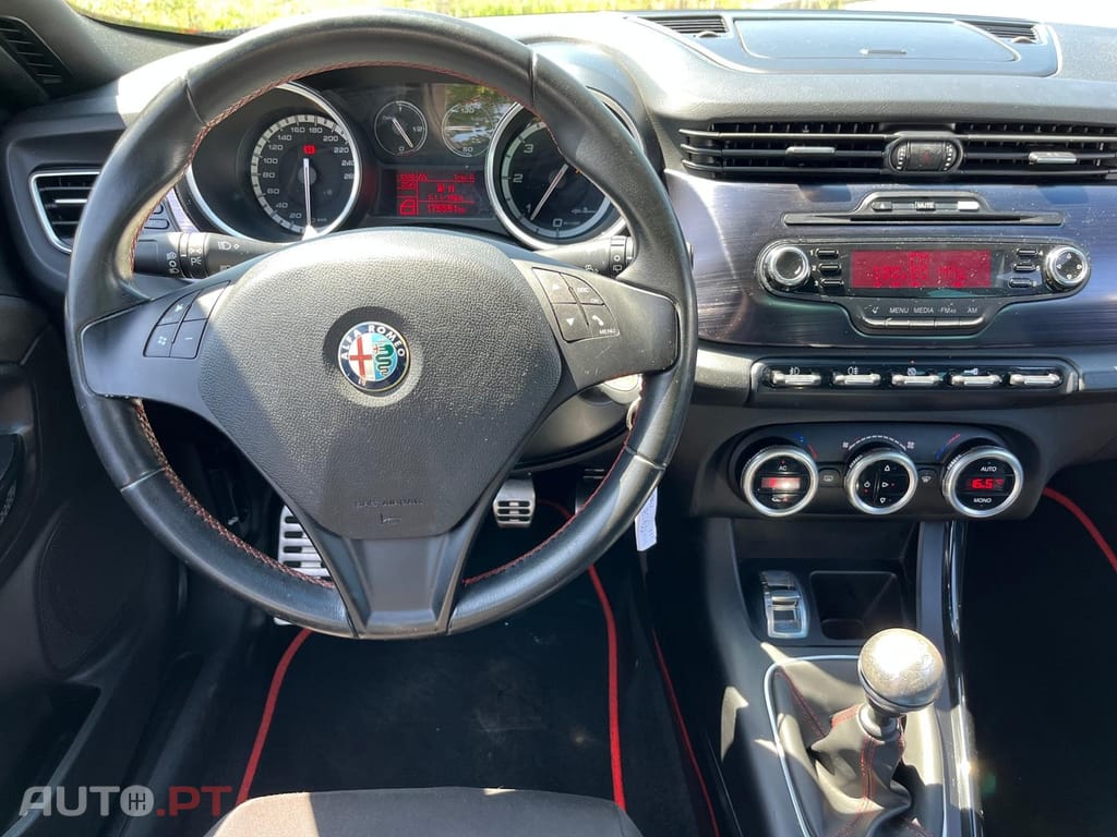 Alfa Romeo Giulietta 1.6 JTDM 16V Impression