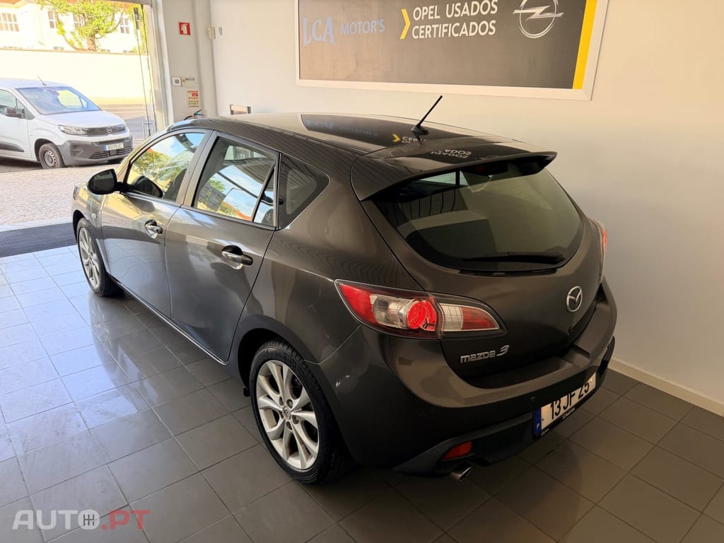 Mazda 3 MZ-CD 1.6 Exclusive Plus — fotografia 8