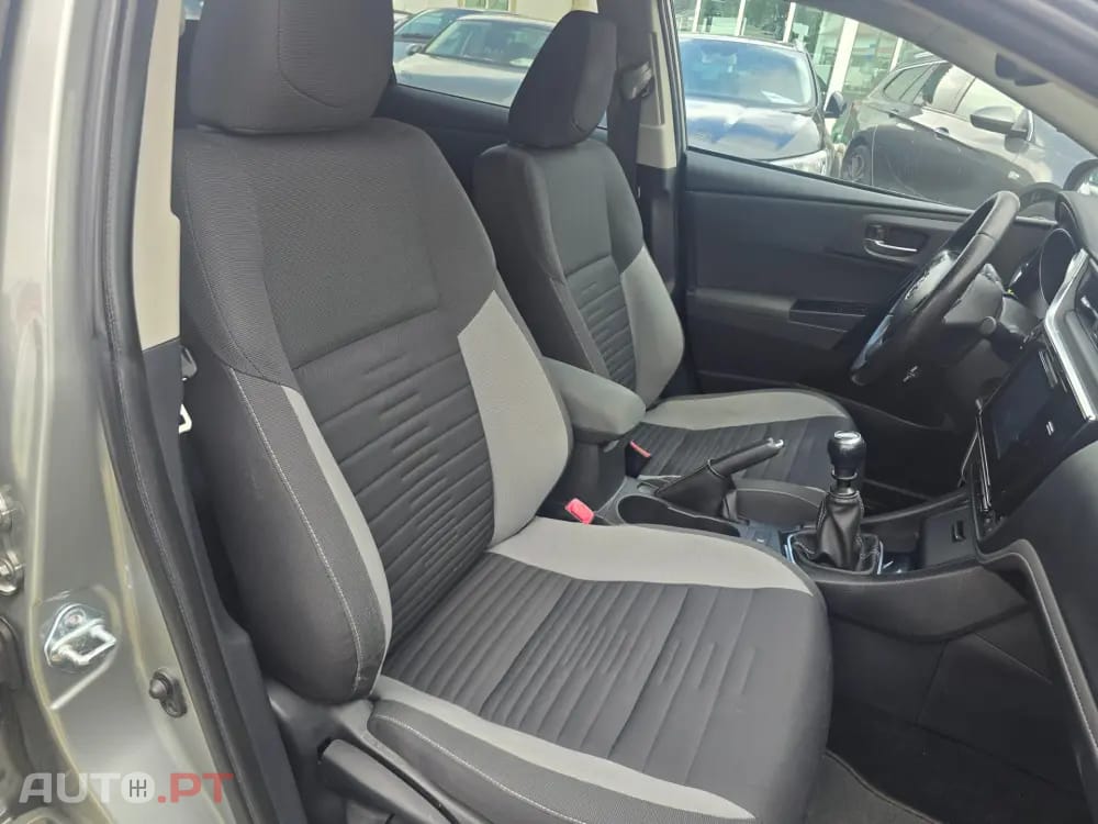 Toyota Auris 1.6 D-4D Comfort