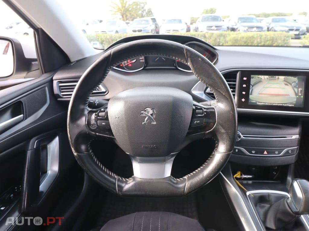 Peugeot 308 SW 1.6 BlueHDi Allure J18 EAT6