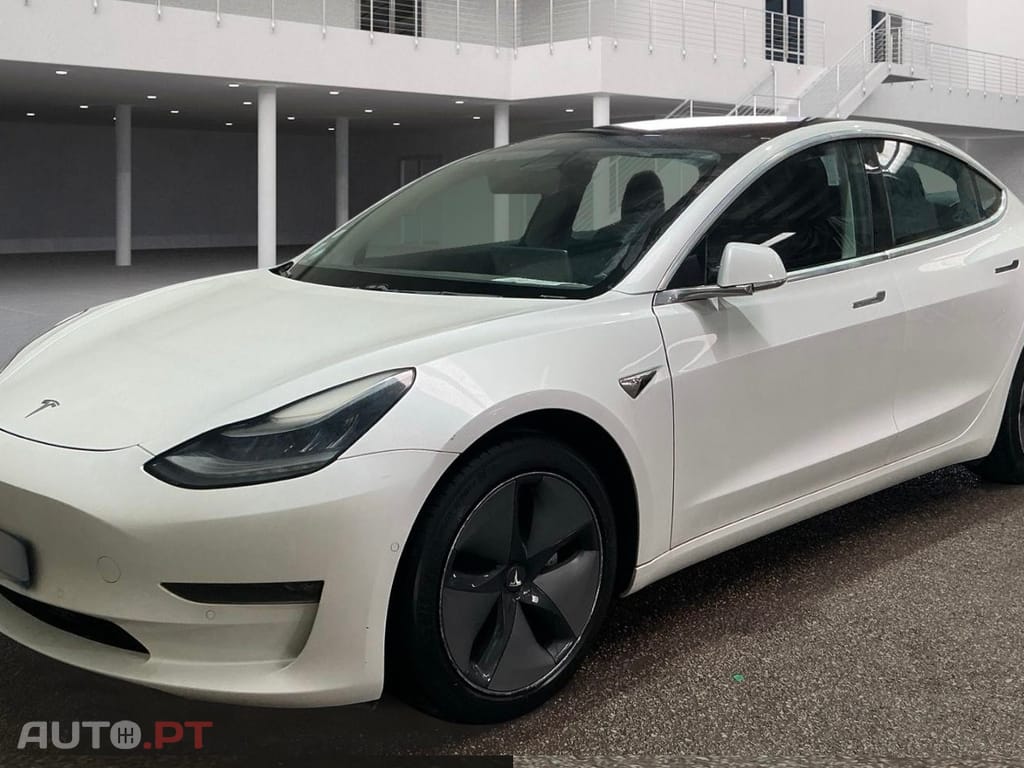 Tesla Model 3 Outro