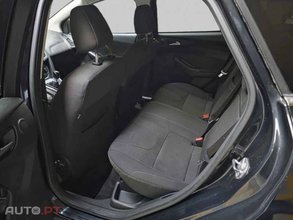 Ford Focus SW 1.6 TDCi DPF Titanium