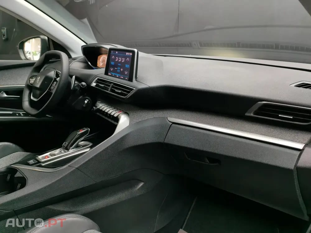 Peugeot 3008 1.6 BlueHDi Allure EAT6 J18