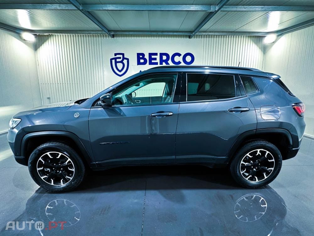 Jeep Compass 4xe AWD Trailhawk