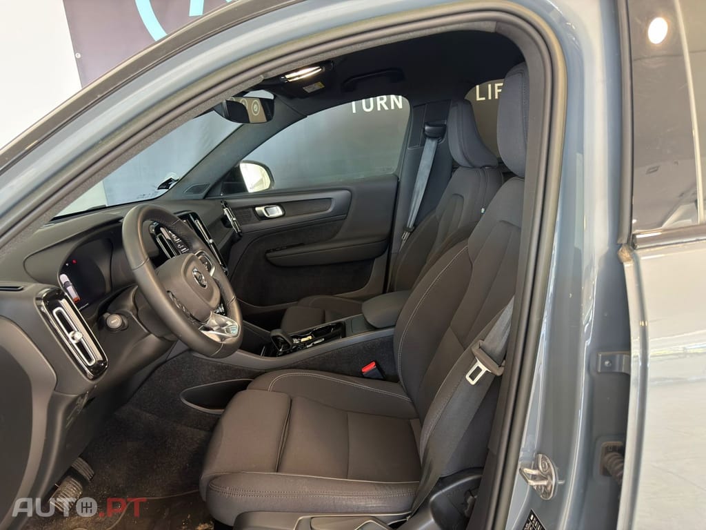 Volvo XC40 Recharge 69 kWh Single Motor Core