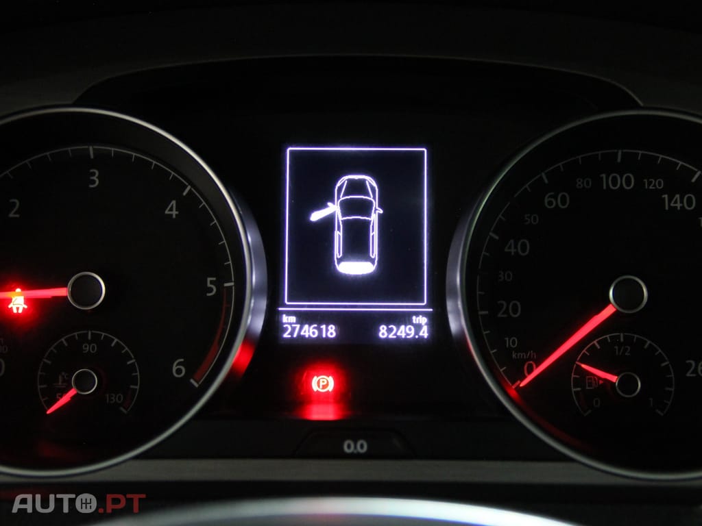 Volkswagen Golf 1.6 TDi Confortline