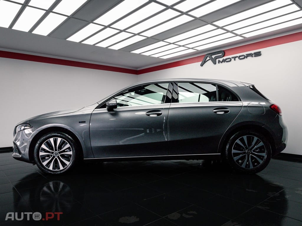 Mercedes-Benz A 250 e Style Plus