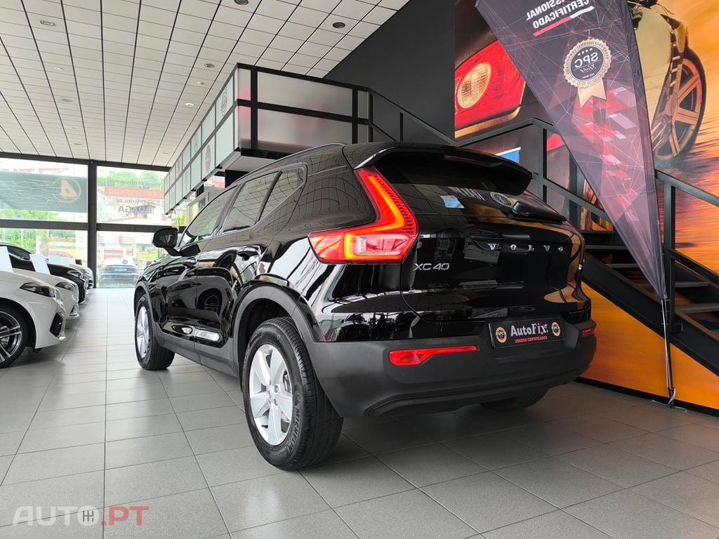 Volvo XC40 1.5 T2 Momentum