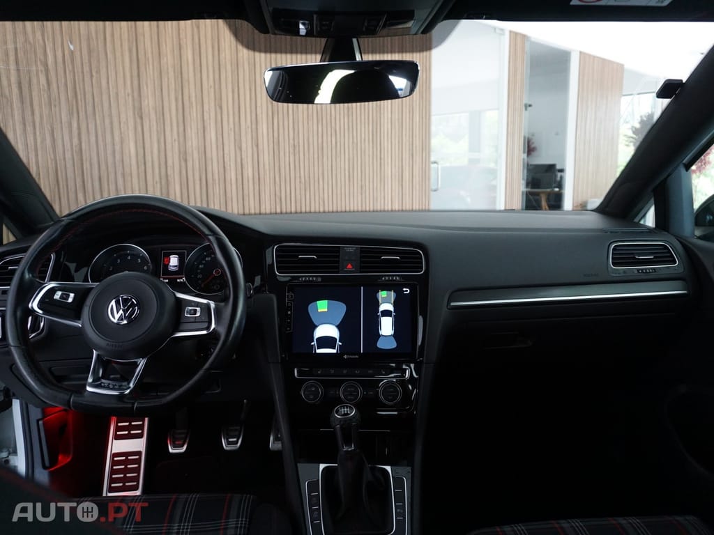 Volkswagen Golf 2.0 TSi GTi Performance