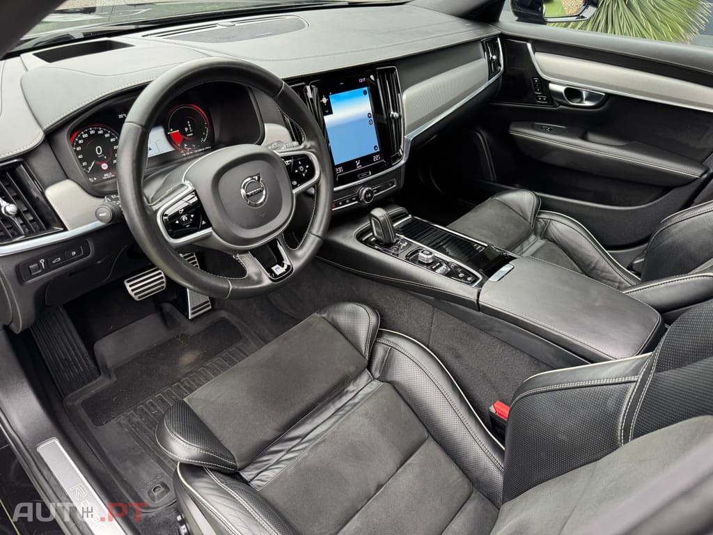 Volvo V90 2.0 T8 PHEV R-Design AWD