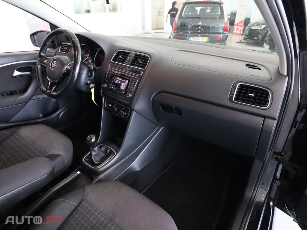 Volkswagen Polo 1.0 Confortline
