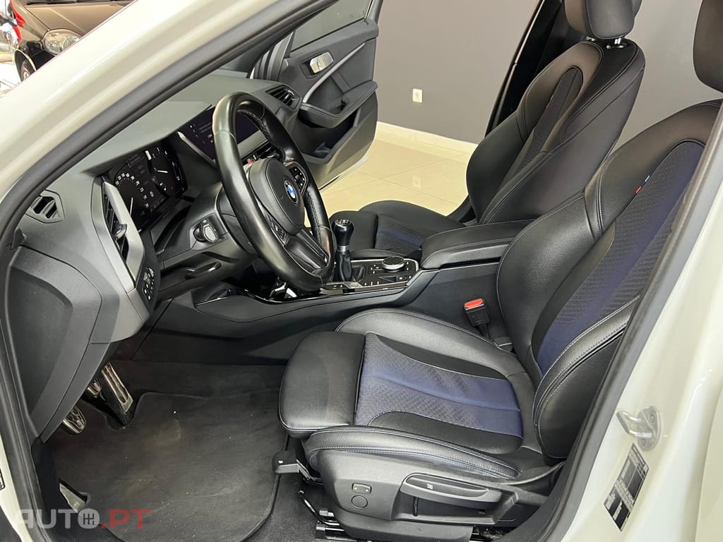BMW 116 d Pack Desportivo M