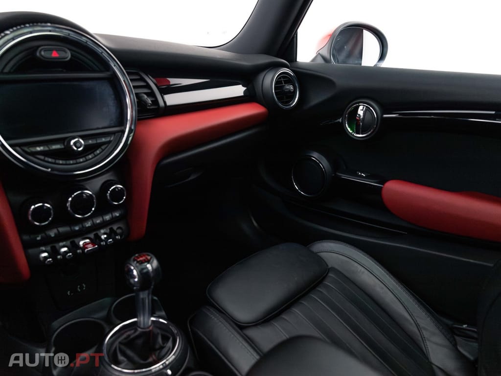 MINI Cooper John Cooper Works