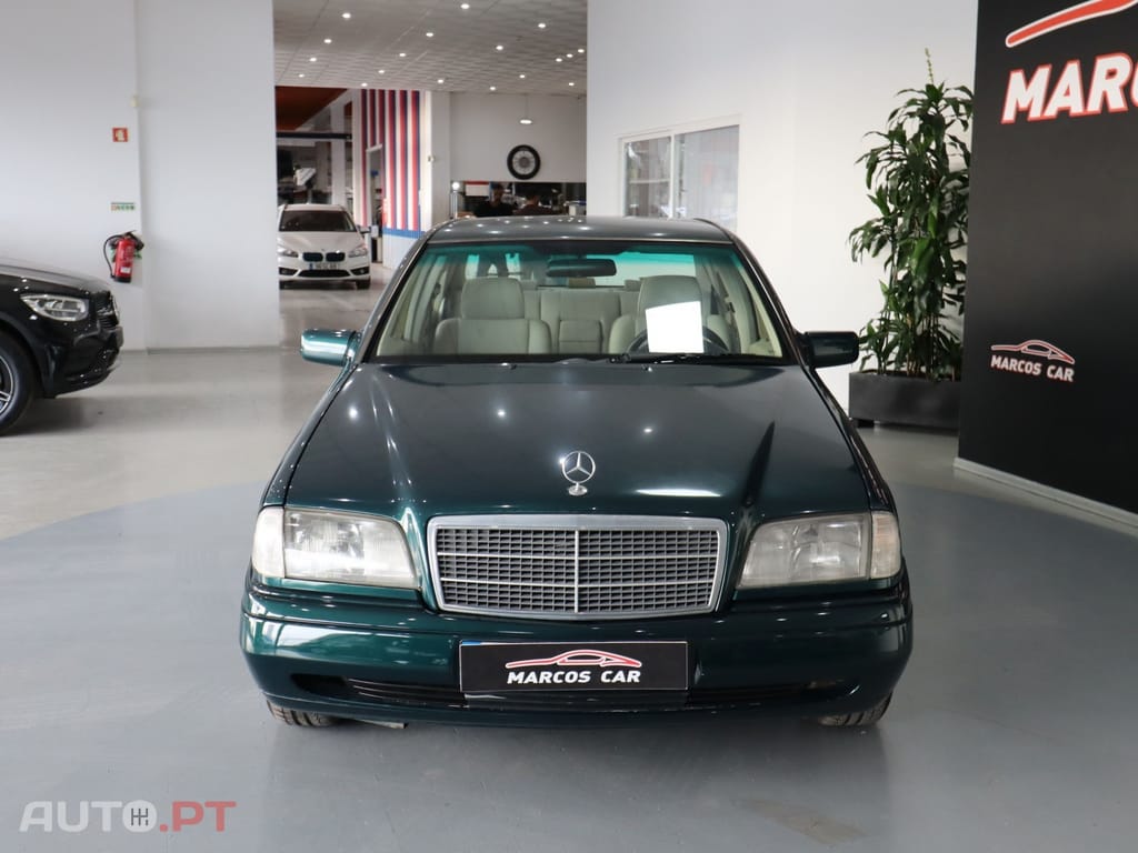 Mercedes-Benz C 220 D Classic