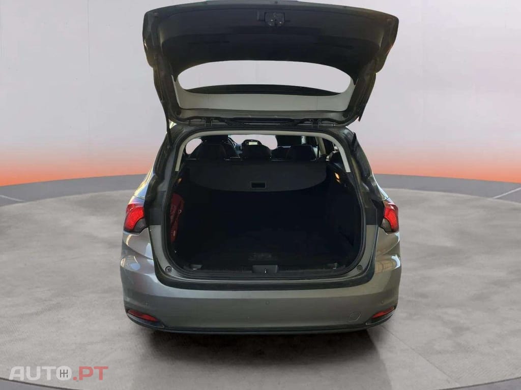 Fiat Tipo 1.6 M-Jet Lounge J17