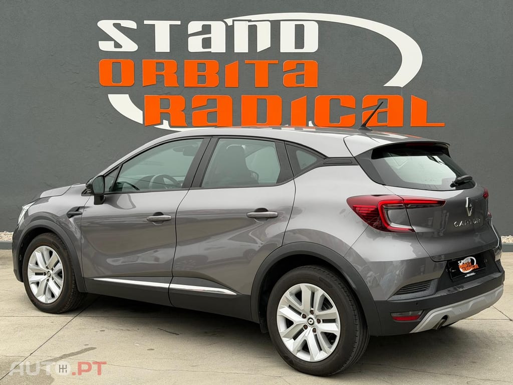 Renault Captur 1.0 TCe Zen — fotografia 2