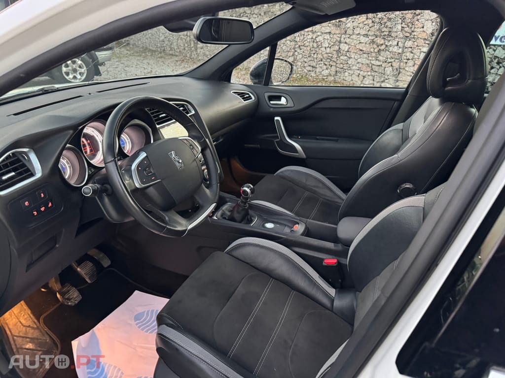 DS DS4 Crossback 1.6 BlueHDi So Chic J18