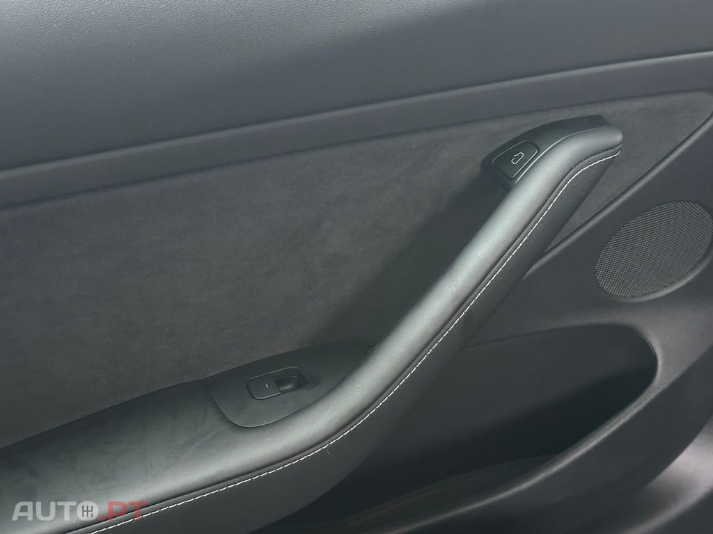 Tesla Model 3 Standard RWD Plus