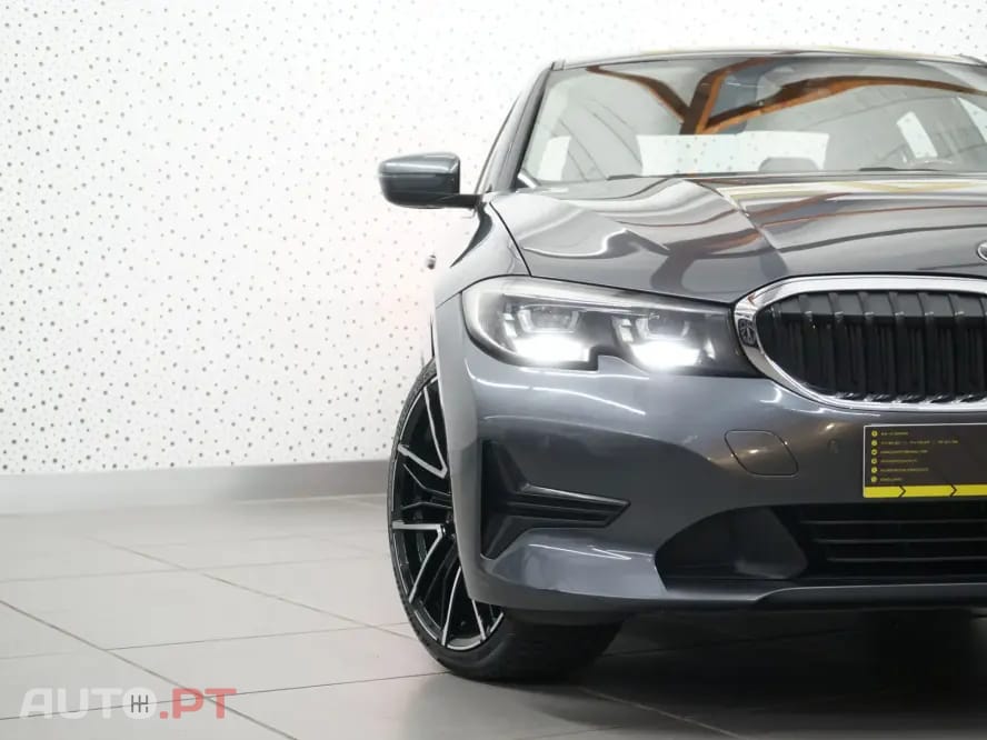 BMW 330 e Aut. Sport Line