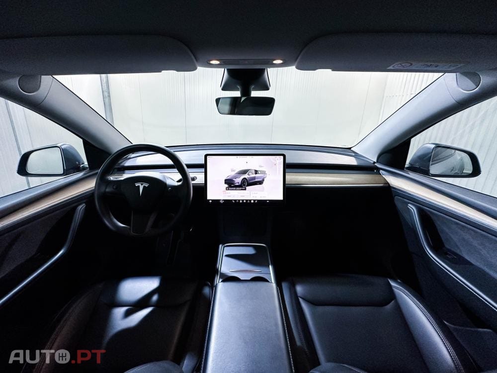 Tesla Model Y Long Range Dual Motor AWD