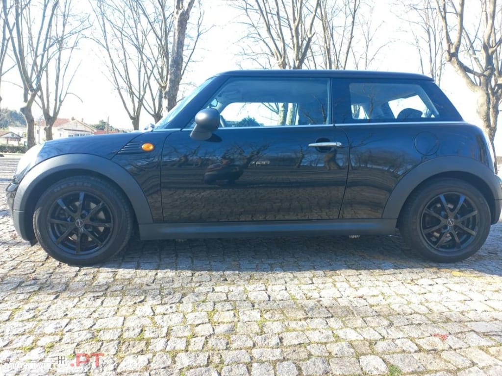 MINI Cooper One