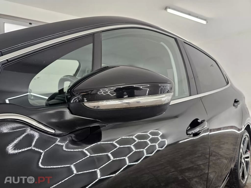Peugeot 208 1.2 PureTech GT Line EAT6