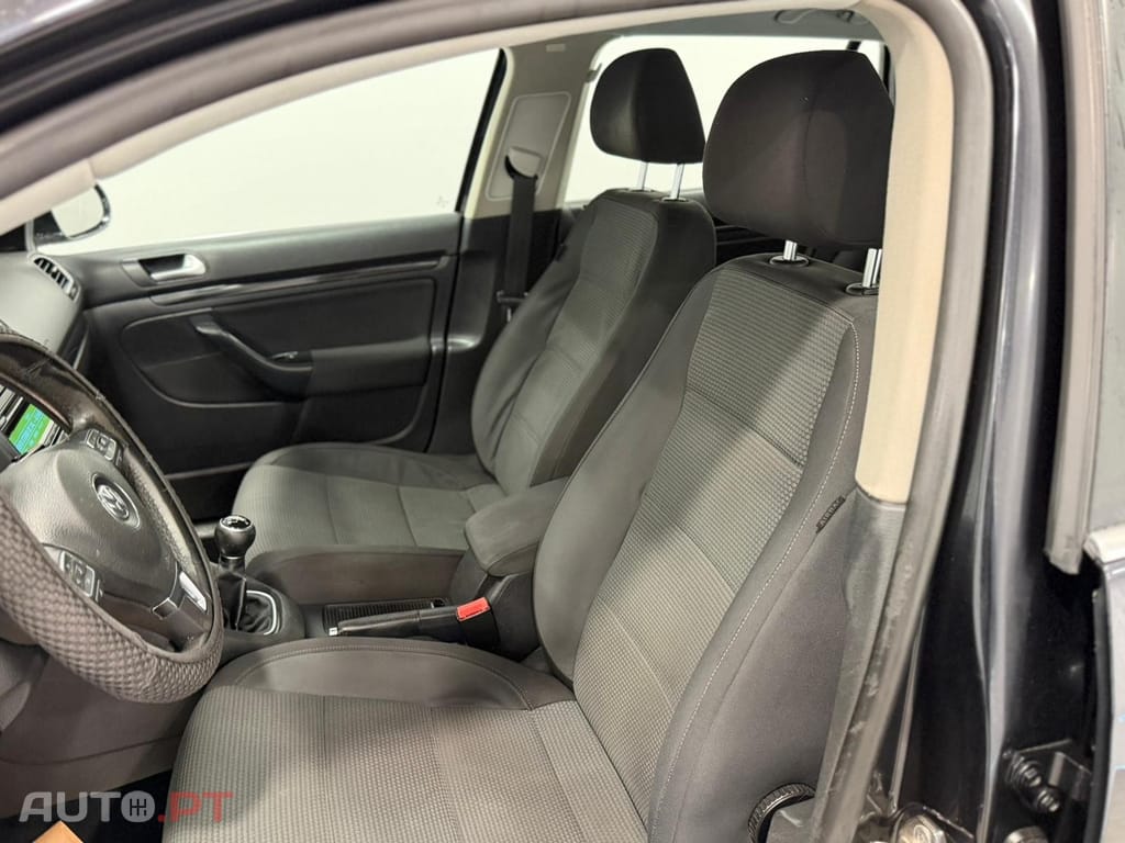 Volkswagen Golf Variant 1.6 TDi Confortline