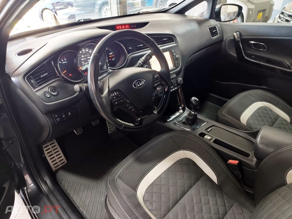 Kia Ceed SW 1.6 CRDi GT Line