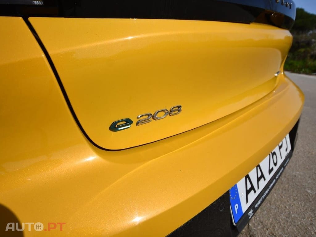 Peugeot E-208 50 kWh GT Line