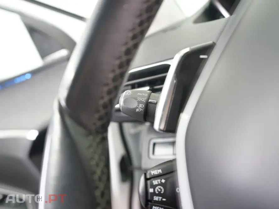 Peugeot 3008 1.2 PureTech Allure Pack EAT8