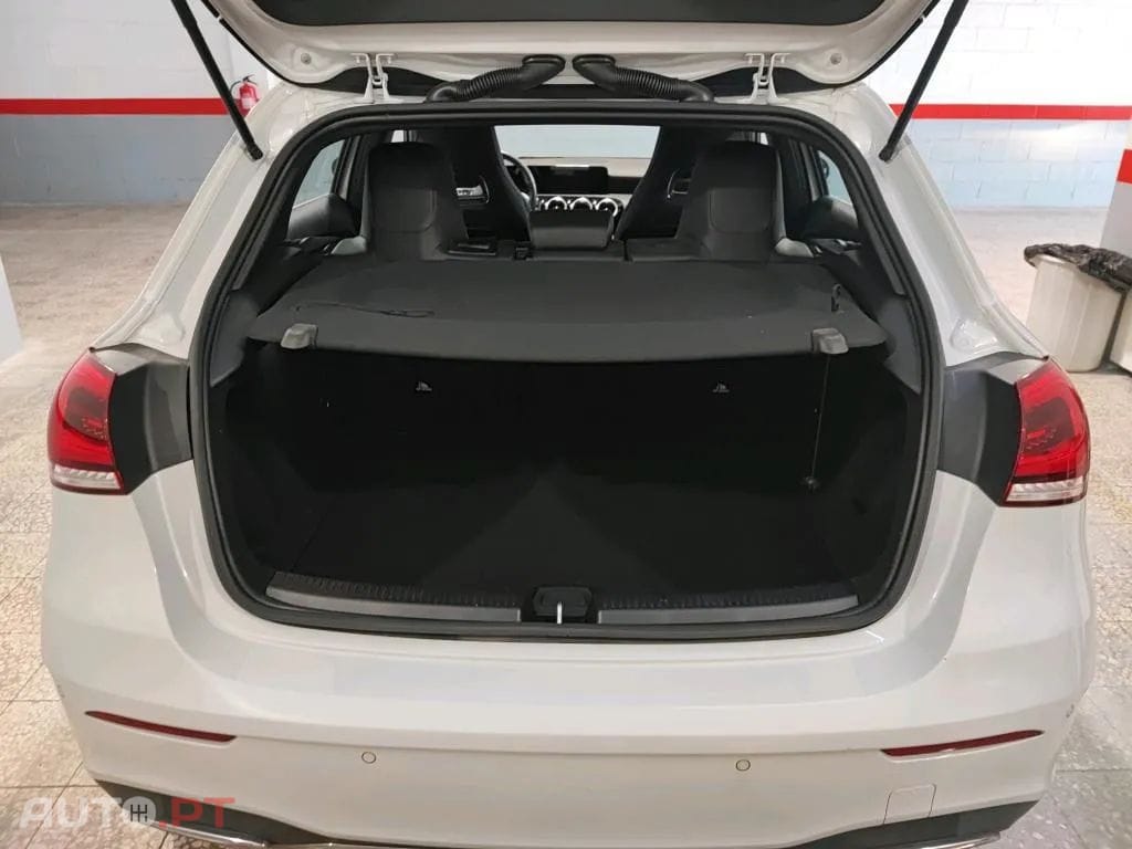 Mercedes-Benz A 180 d AMG Line