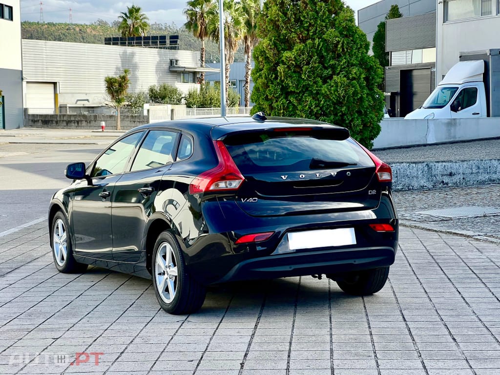 Volvo V40 120