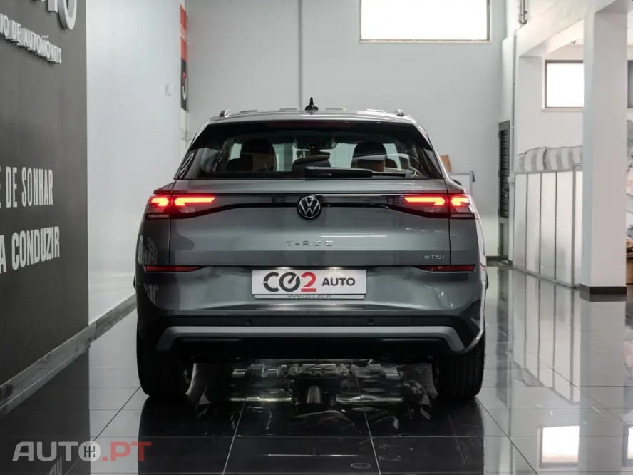 Volkswagen T-Roc 1.5 eTSI Life DSG