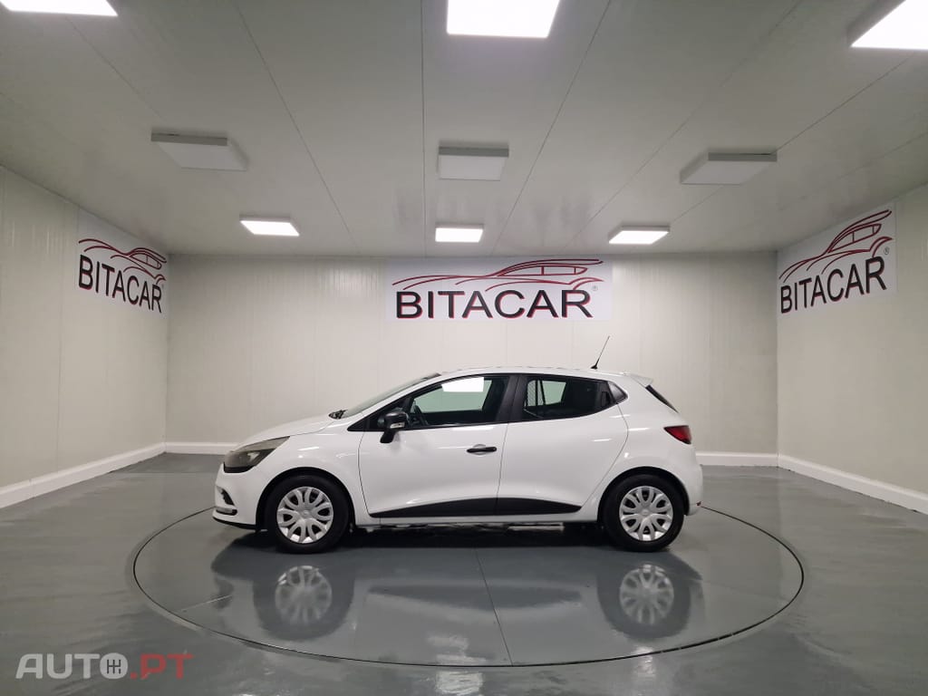 Renault Clio SOCIETE 1.5 DCI ZEN IVA DEDUTÍVEL