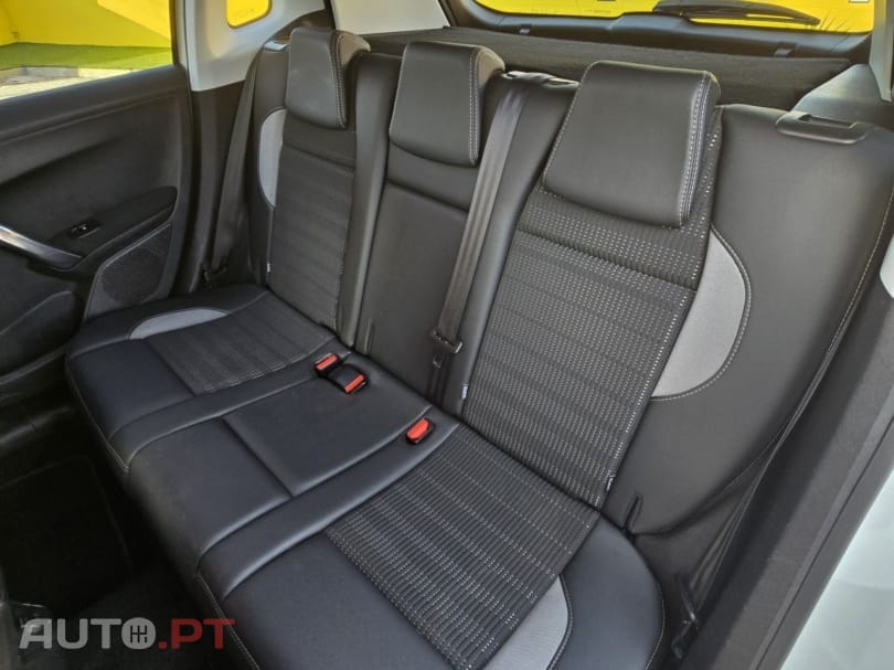 Peugeot 2008 1.6 e-HDi Allure 2-Tronic