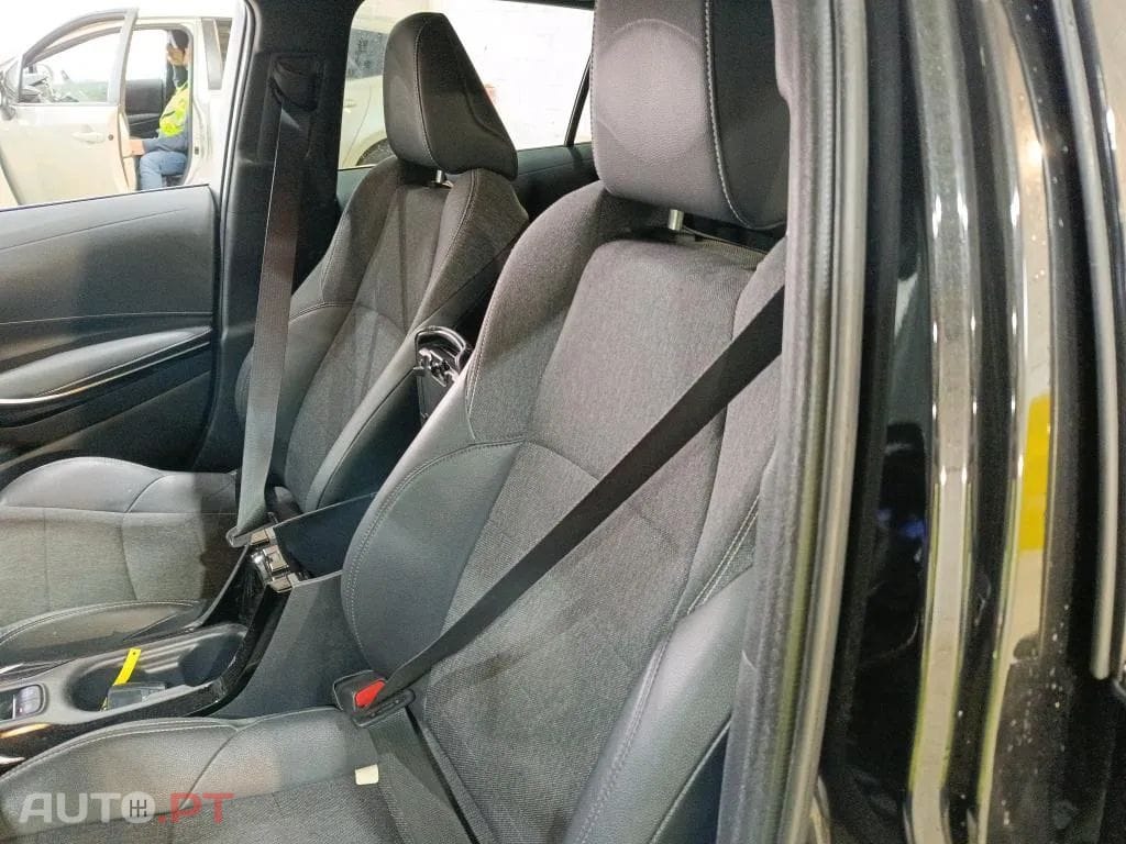 Toyota Corolla Touring Sports 1.8 Hybrid Comfort+P.Sport