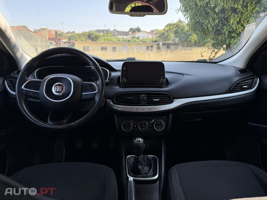 Fiat Tipo 1.3 M-Jet Lounge
