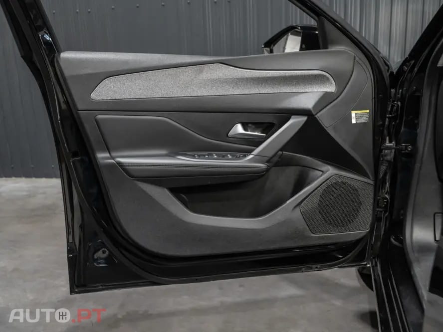 Peugeot 308 SW 1.2 PureTech Allure Full LED