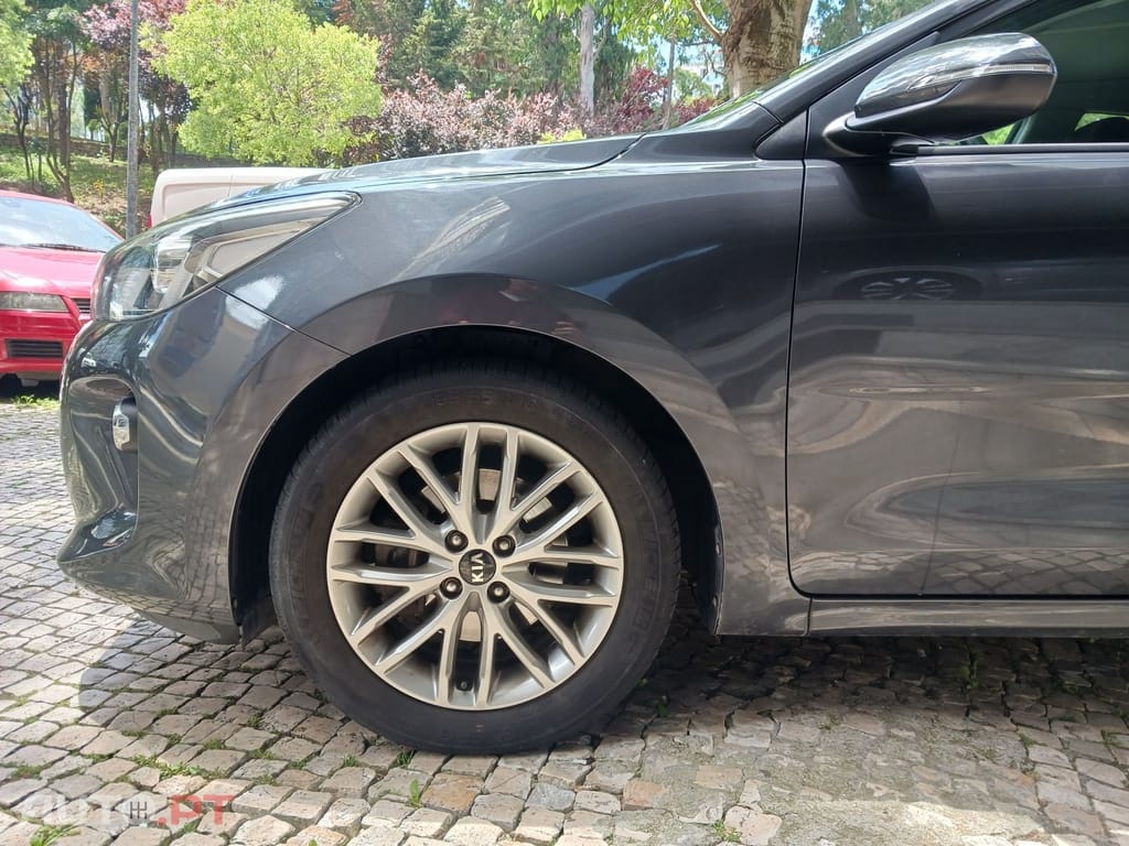 Kia Rio 1.0 T-GDI Drive