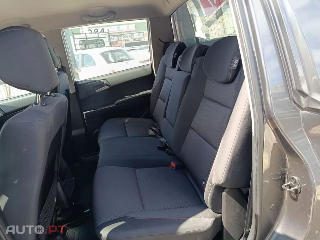 SsangYong Actyon 2WD Crystal