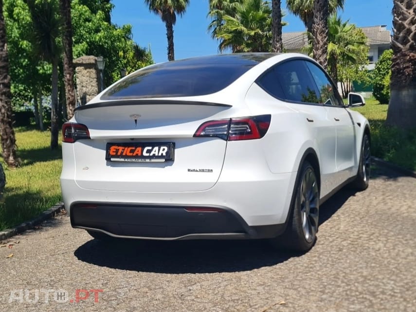 Tesla Model Y Performance Tração Integral
