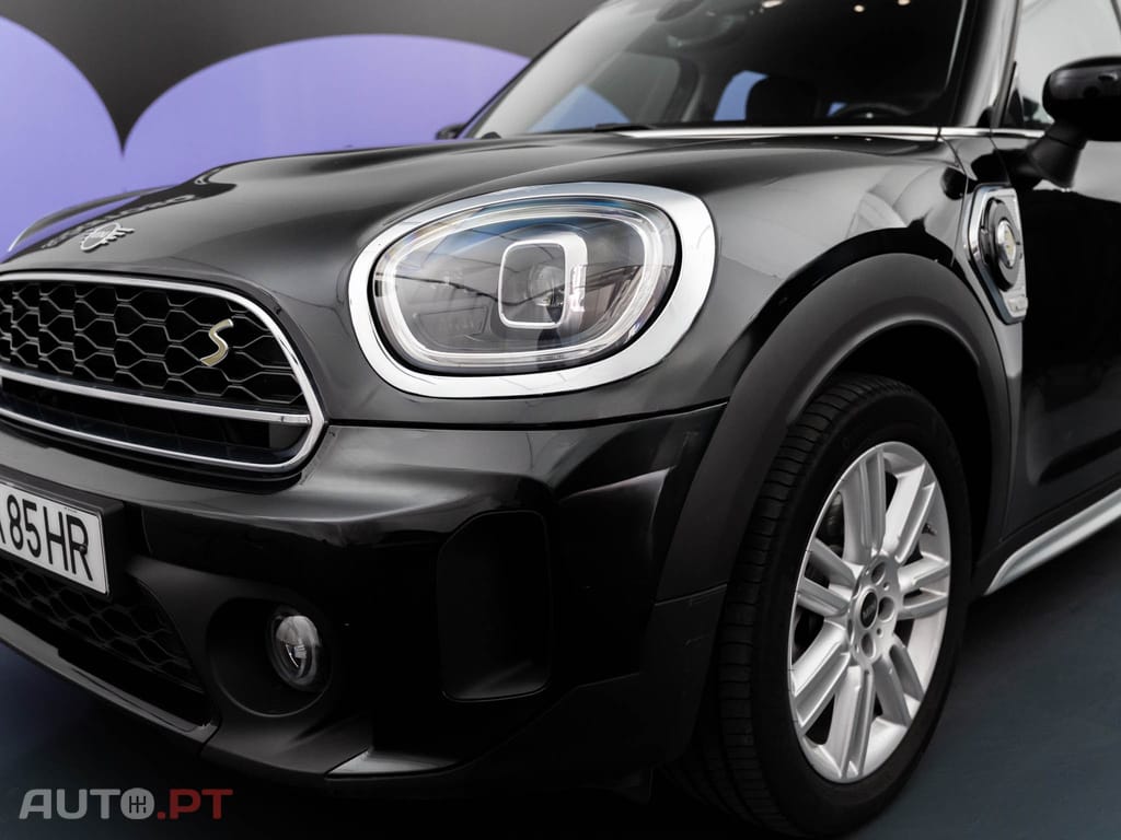 MINI Countryman Cooper SE Premium Essential Auto