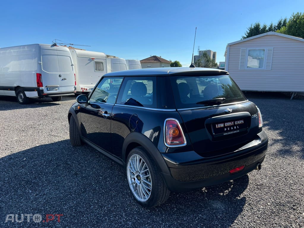 MINI One D