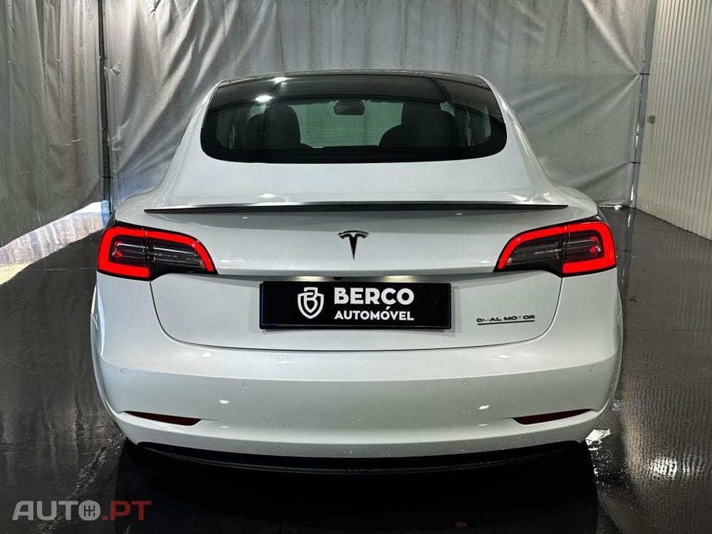 Tesla Model 3 Performance AWD