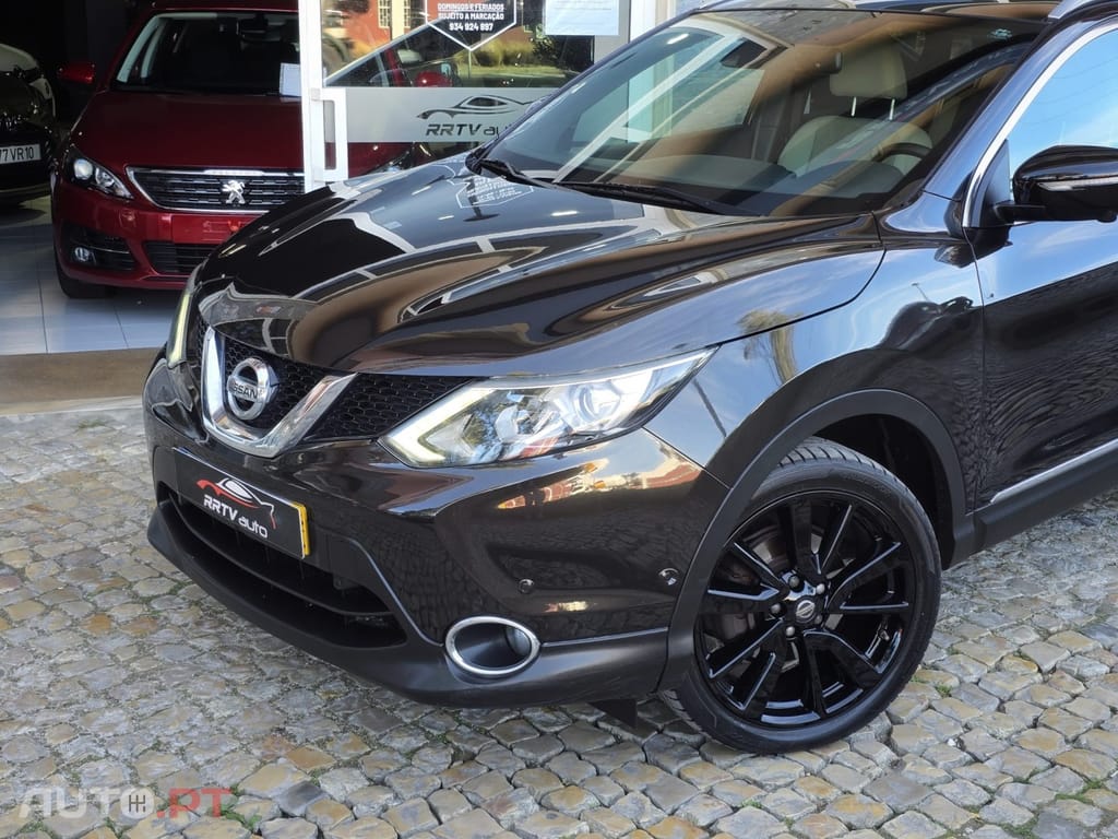 Nissan Qashqai 1.6 dCi Tekna Premium 17 360 S&S
