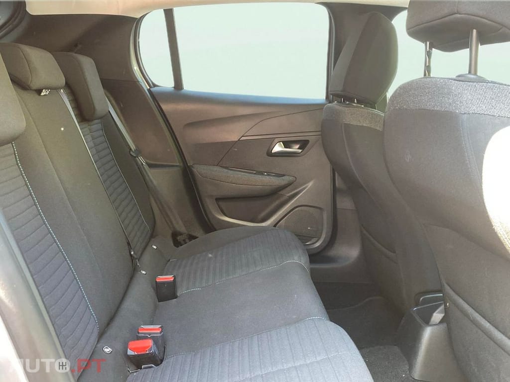 Peugeot 208 PureTech 100 EAT8 Allure Pack