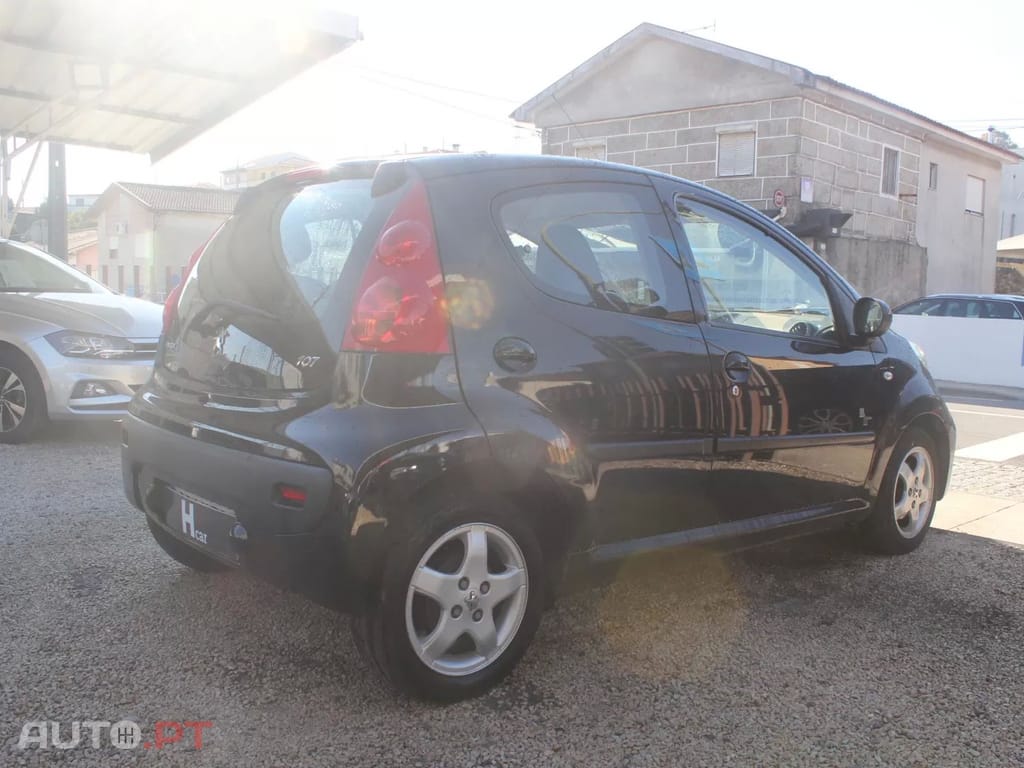 Peugeot 107 1.0 Black&Silver