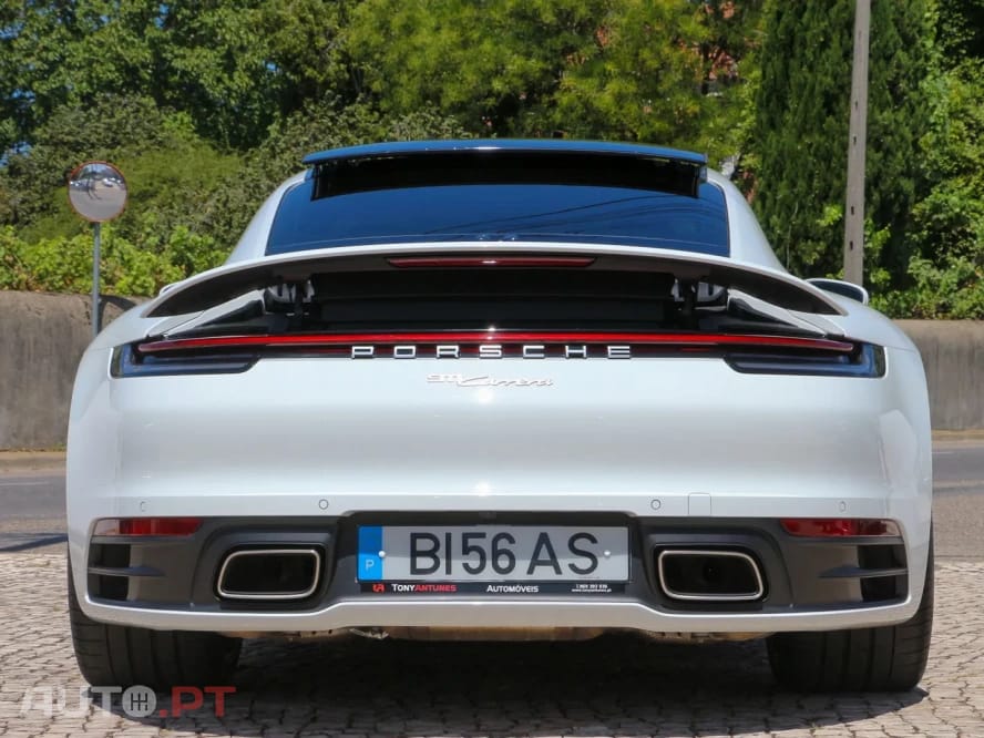 Porsche 911 Carrera PDK