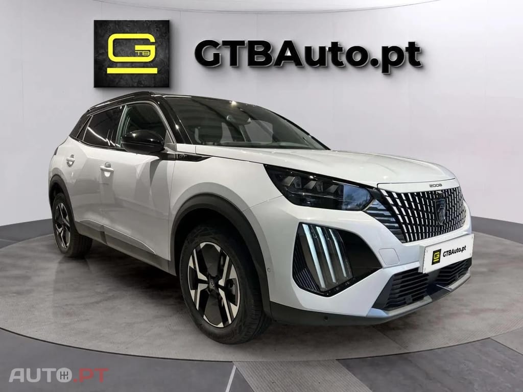 Peugeot 2008 GT HYBRID 