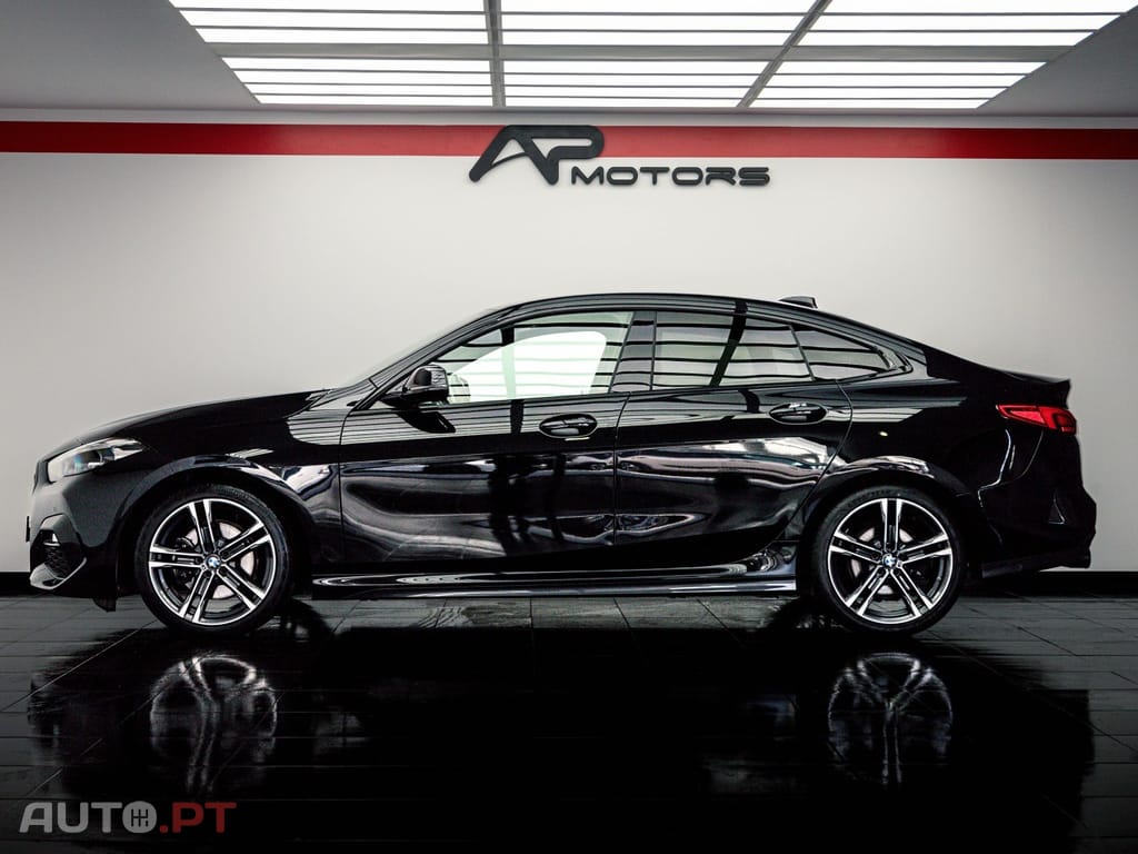 BMW 218 i Pack Desportivo M
